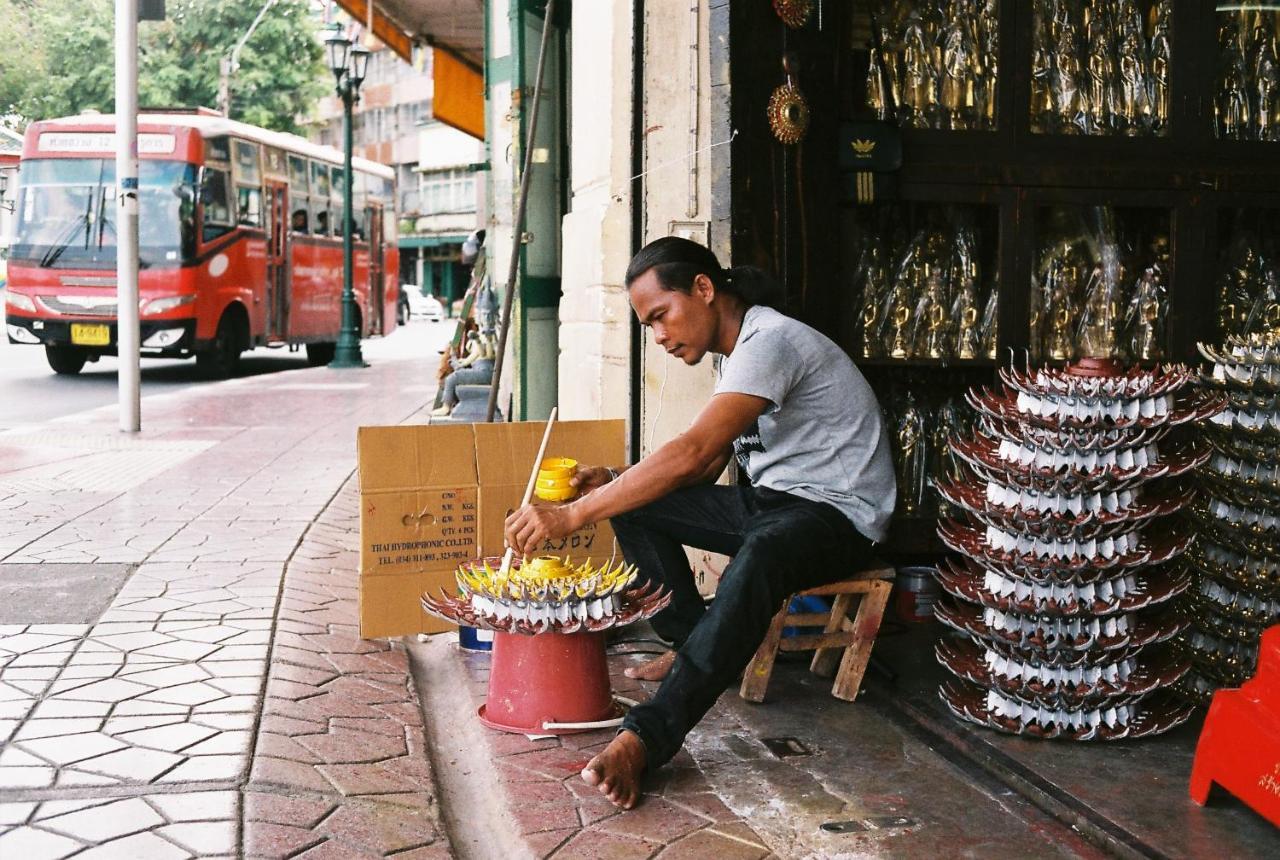 Mojo Old Town Phranakorn Hotel Banguecoque Exterior foto